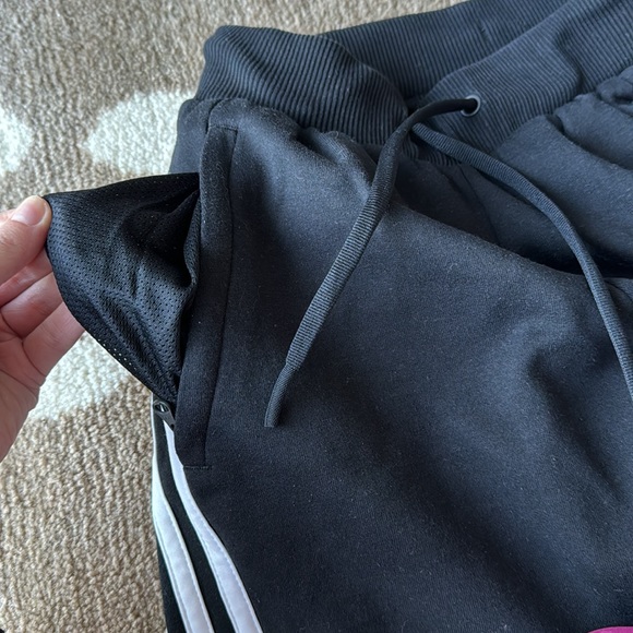 ADIDAS X PELOTON JOGGERS - Picture 4 of 9
